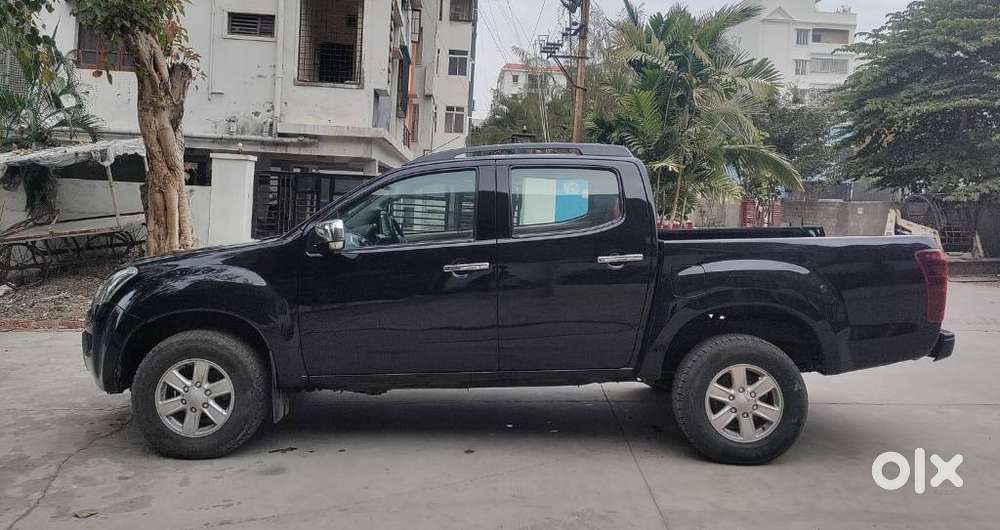 Isuzu V-cross Z Prestige 4x4 Mt, 2017, Diesel