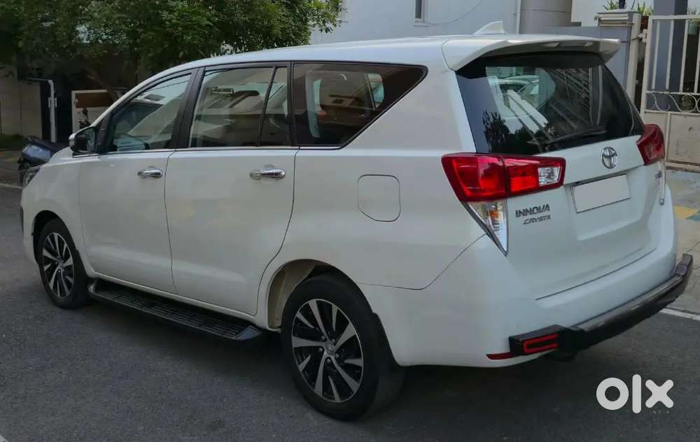 Toyota Innova Crysta 2021