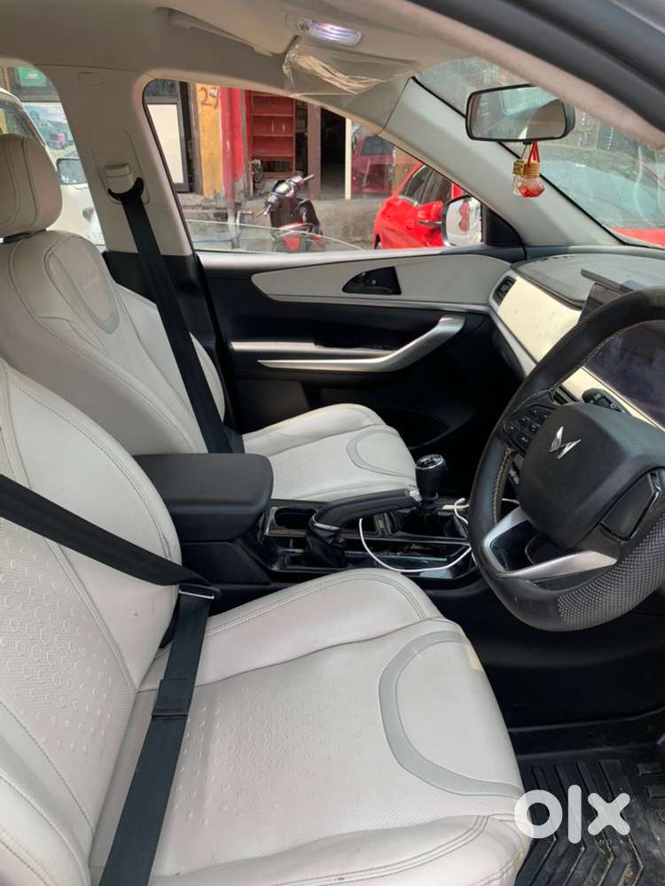 Mahindra Xuv700 Diesel 2022