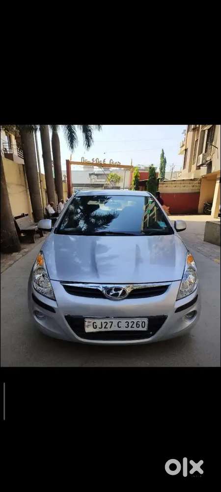 Hyundai I20 2012 Cng & Hybrids 122000 Km Driven