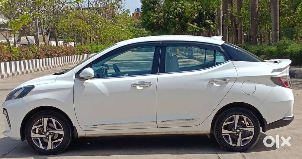 Hyundai Aura 1.2 Sx Cng, 2023, Cng & Hybrids