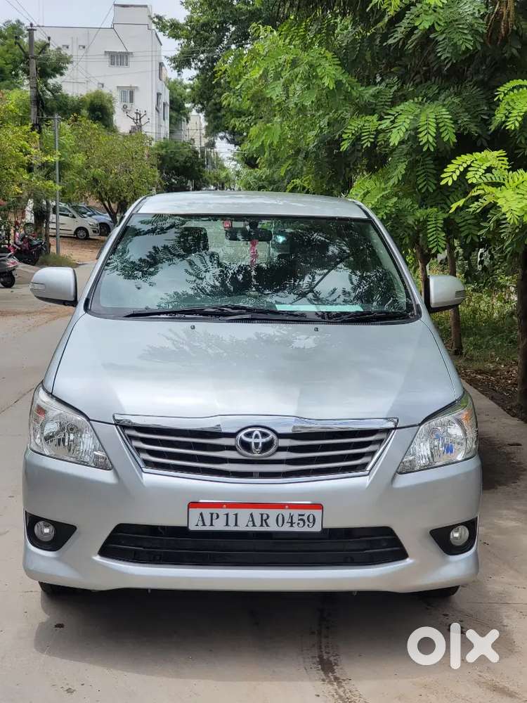 Toyota Innova 2012 Diesel 156000 Km Driven