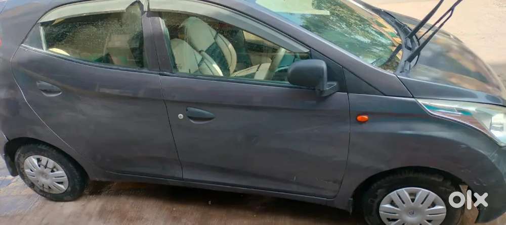 Hyundai Eon 2014 Petrol 100000 Km Driven