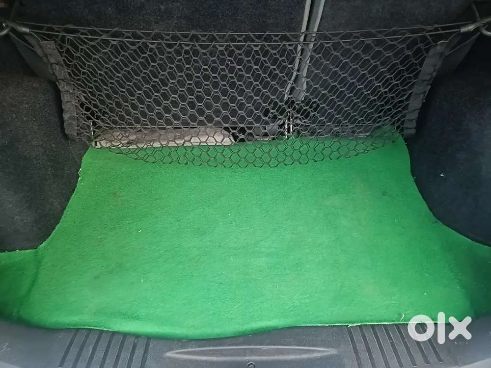 Ford Fusion 2005 Petrol 85000 Km Driven