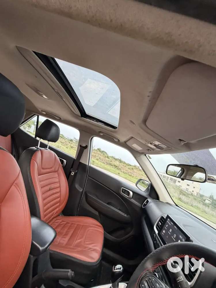 Hyundai Venue 2020 Manual