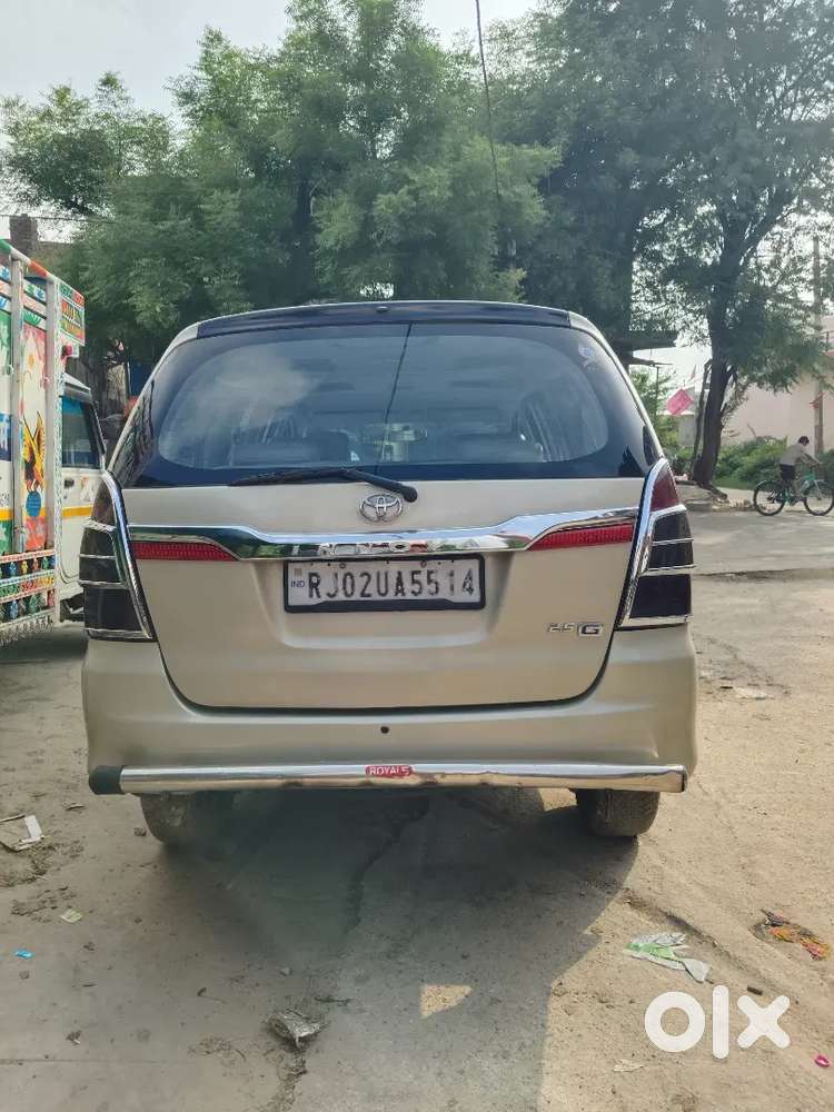Toyota Innova Hycross 2015