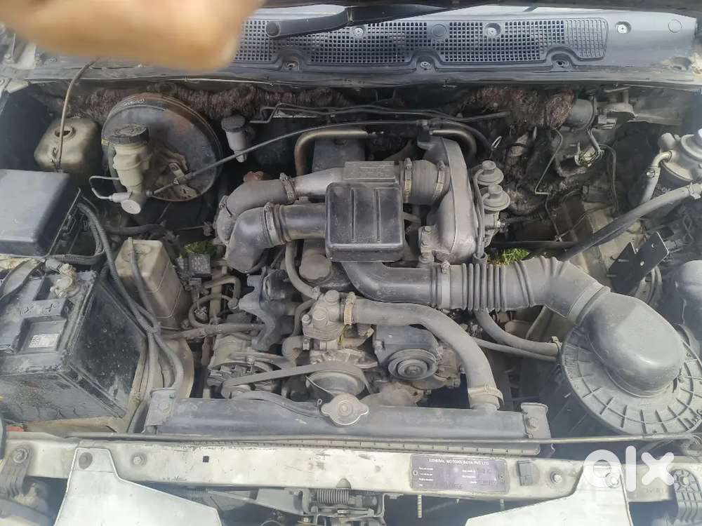 Chevrolet Tavera 2013