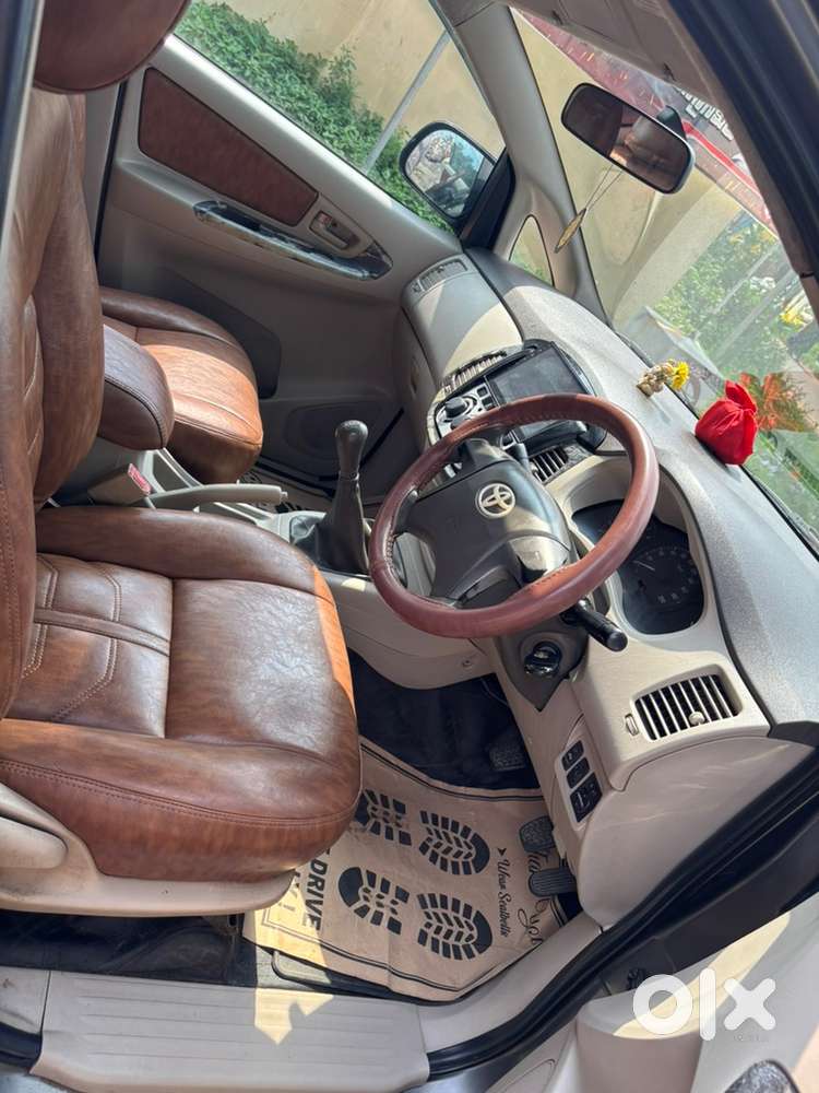 Toyota Innova 2012 Km Driven
