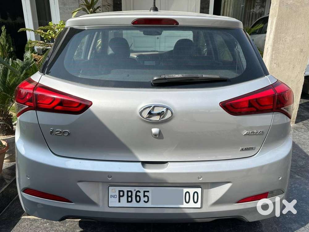 Hyundai Elite I20 Asta (o) Top Model - 2016 Diesel For Sale