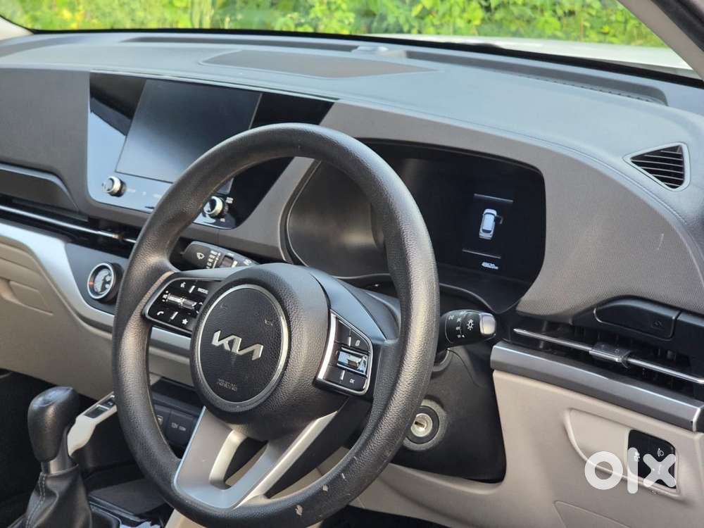 Kia Carens 1.4 Prestige 7 Str, 2022, Petrol