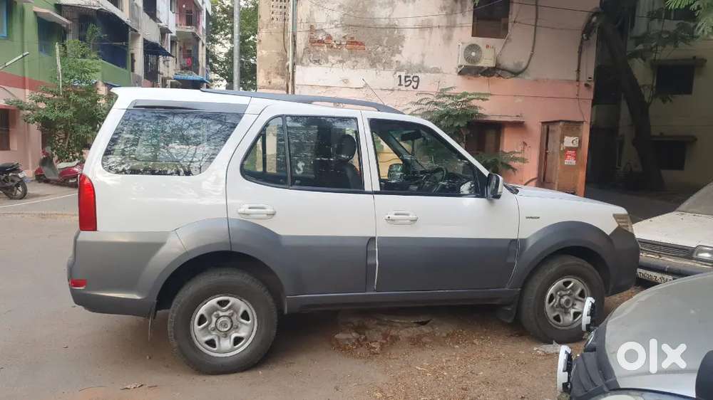 Tata Safari Storme 2015 Diesel 125000 Km Driven