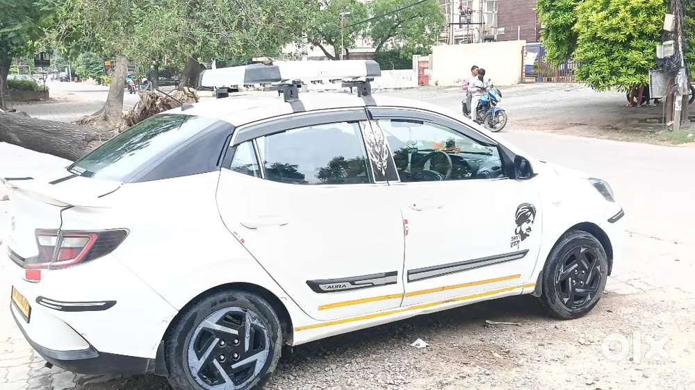 Hyundai Aura Petrol Amt 2023