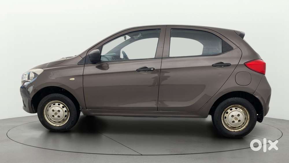 Tata Tiago 1.2 Revotron Xm, 2018, Petrol