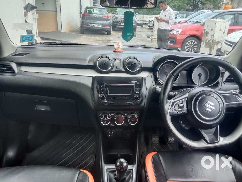 Maruti Suzuki Swift Vvt Zxi, 2018, Petrol