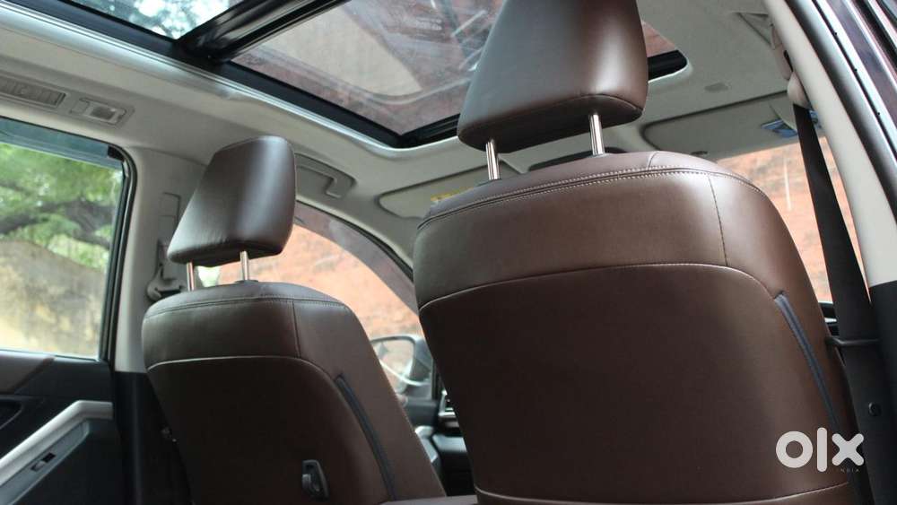 Toyota Innova Hycross 2.0 Zx (o) Hybrid 7 Str, 2024, Petrol
