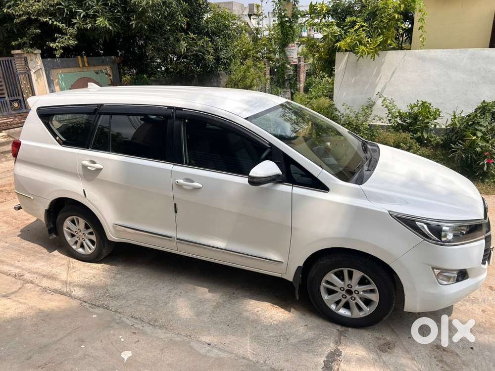 Toyota Innova Crysta Diesel 2020