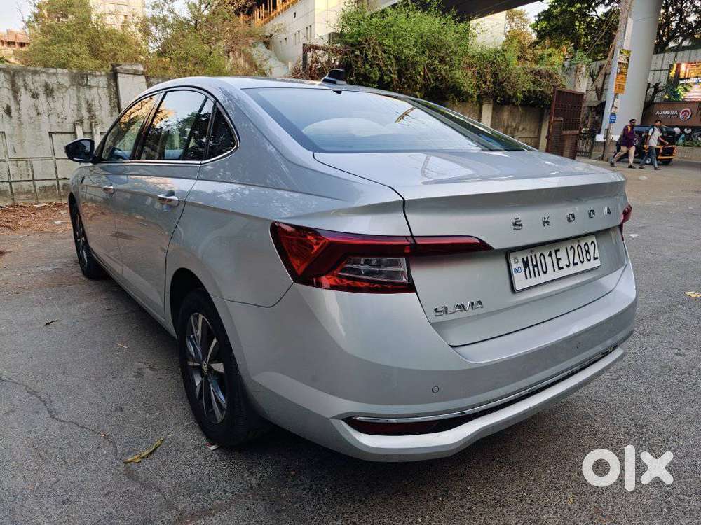 Skoda Slavia Style 1.0l Tsi At, 2023, Petrol