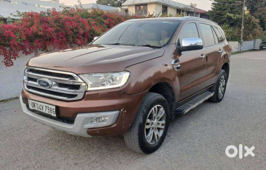 Ford Endeavour Titanium Plus 4x4, 2016, Diesel