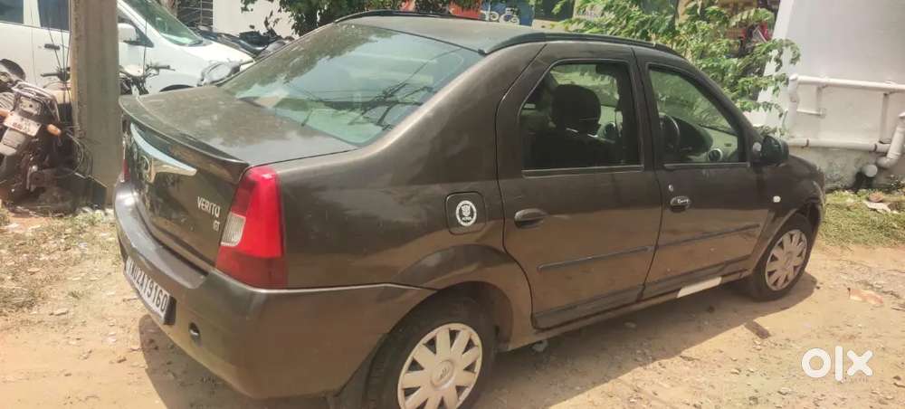 Mahindra Verito Petrol 2012