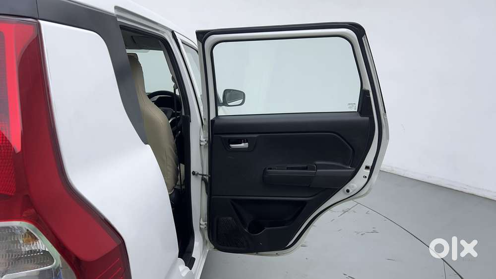 Maruti Suzuki Wagon R Vxi 1.0, 2022, Petrol
