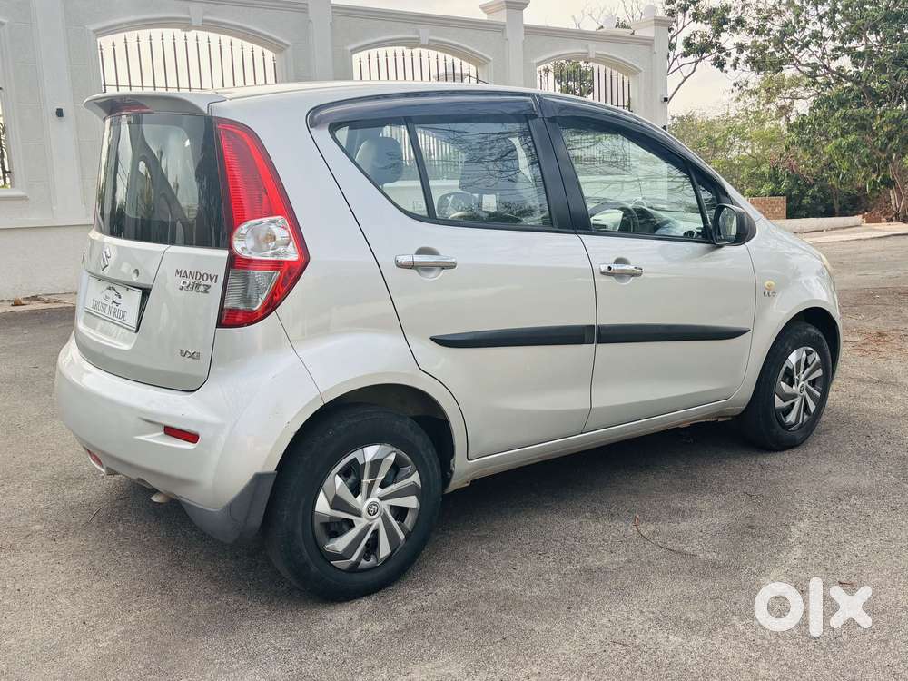 Maruti Suzuki Ritz Vxi, 2013, Petrol