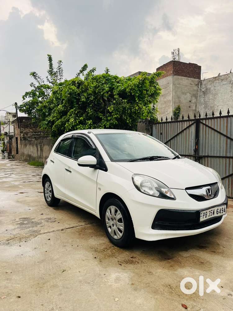 Honda Brio Vx Mt, 2015, Petrol
