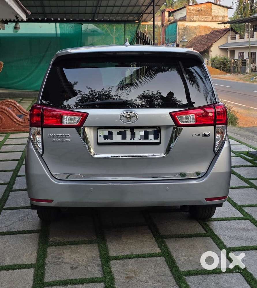 Toyota Innova Crysta 2.4 Gx Mt, 2017, Diesel