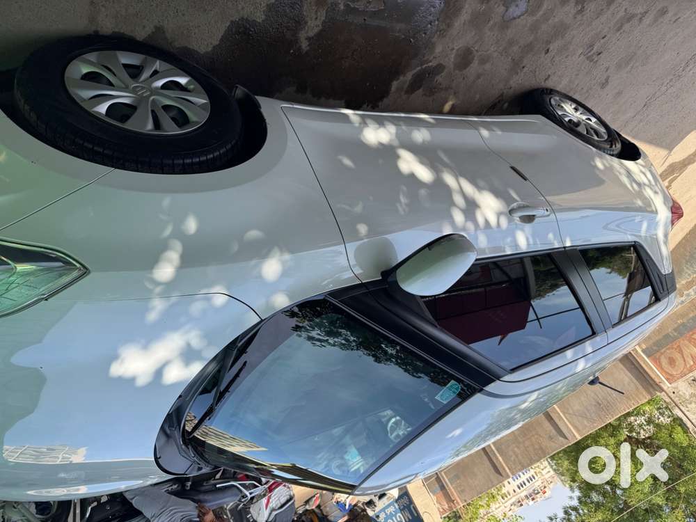 Maruti Swift Vxi Petrol Cng 10/2021 Model