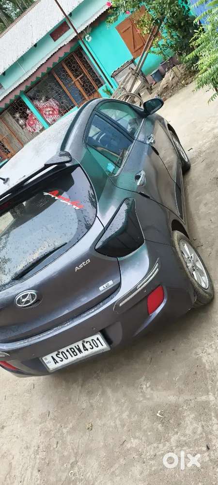 Hyundai Grand I10 2016 Petrol 60000 Km Driven