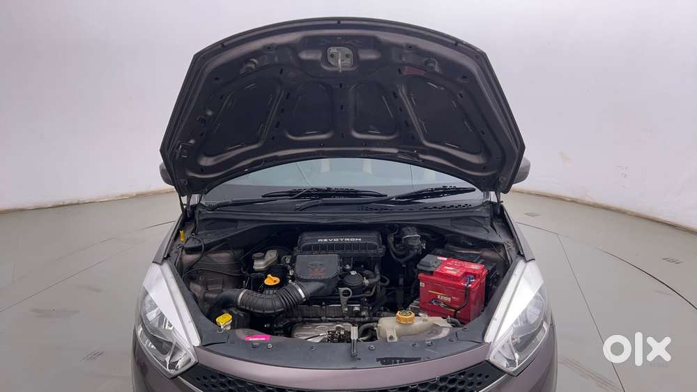 Tata Tiago 1.2 Revotron Xt, 2017, Petrol