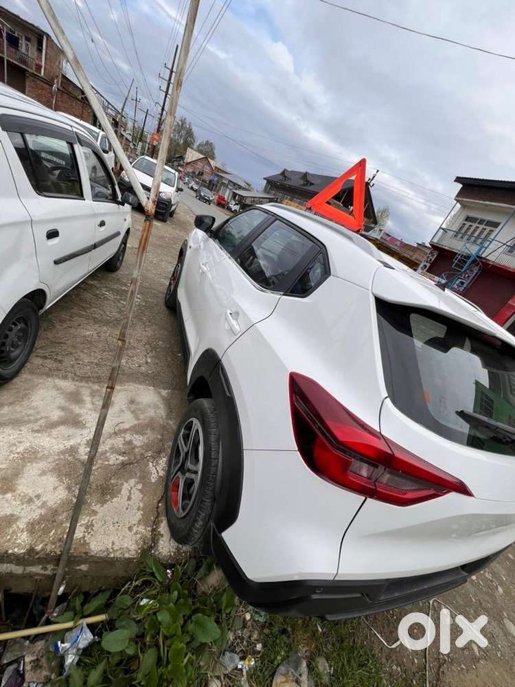 Urgent Sell Nissan Magnite 2021 Petrol Well Maintained