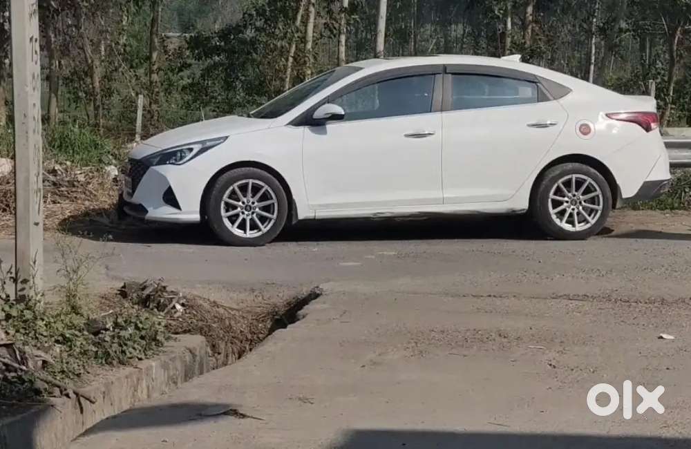 Hyundai Verna 2022 Petrol Well Maintained