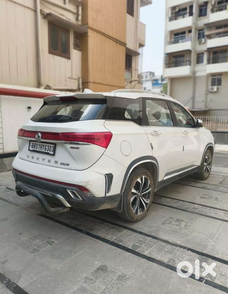 Mg Hector Plus Savvy Pro 1.5 Turbo Petrol Cvt 6 Str, 2024, Petrol