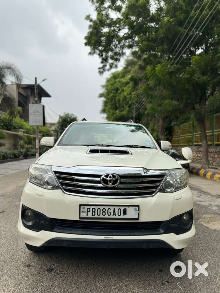 Toyota Fortuner 3.0 4x2 Automatic, 2014, Diesel