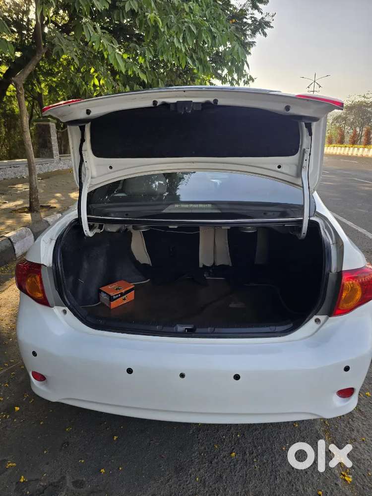 Toyota Corolla Altis 1.8 V Automatic