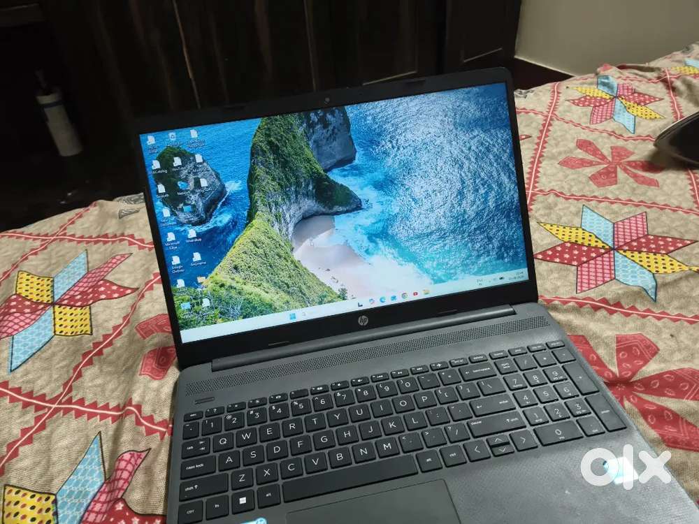 HP i3 intel core ,512GB
