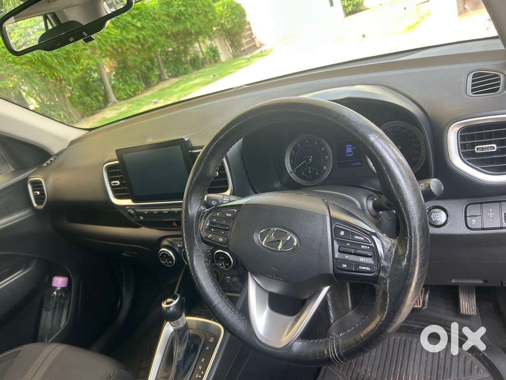 Hyundai Venue Petrol 2019