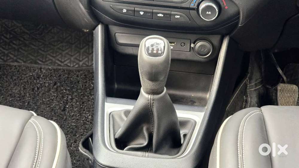 Tata Punch Accomplished, 2023, Petrol