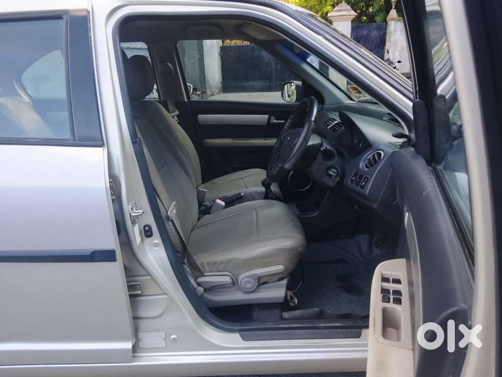 Maruti Suzuki Swift Dzire Zxi, 2011, Petrol