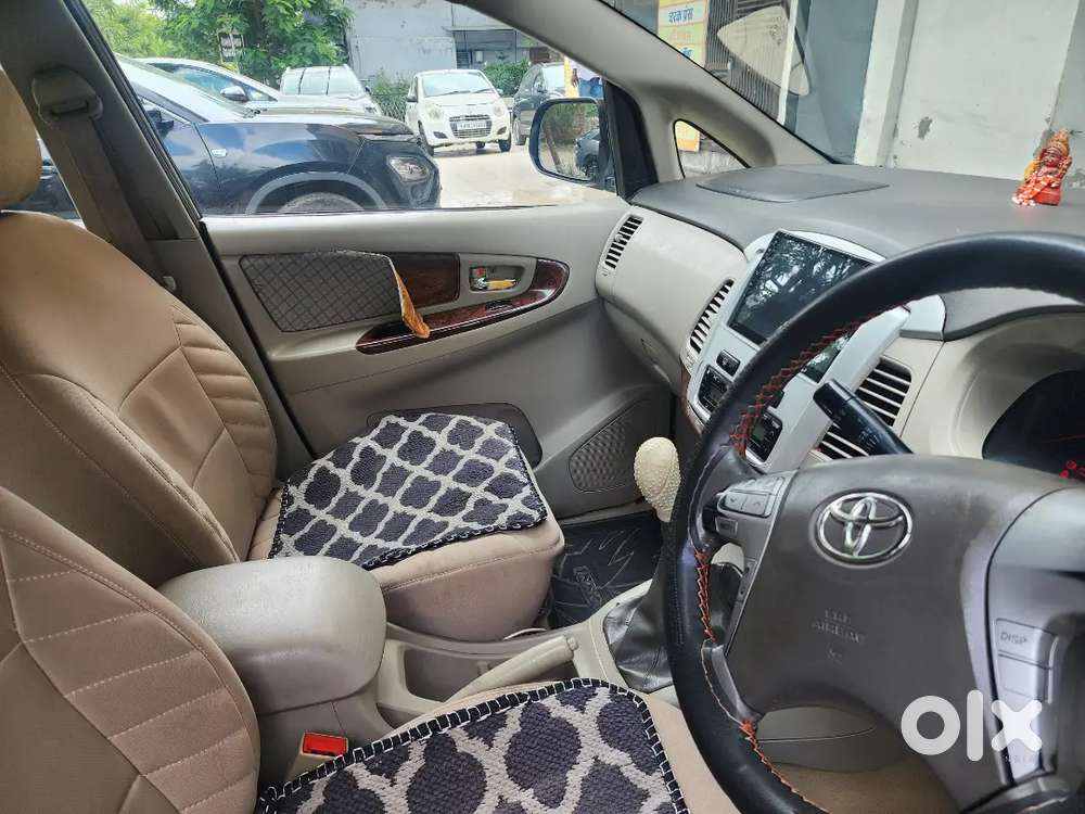 Toyota Innova Diesel Manual 2012 Year
