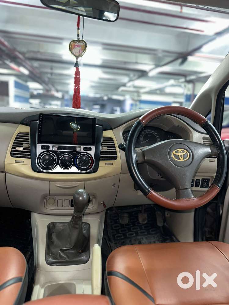 Toyota Innova 2.5 G4 Diesel 8-seater, 2009, Diesel