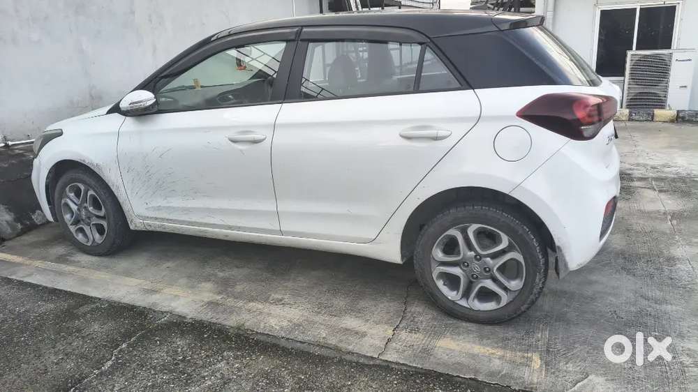 Hyundai I20 Asta 2019 Second Top Model