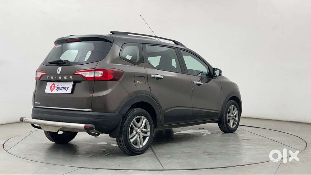 Renault Triber Rxz, 2021, Petrol