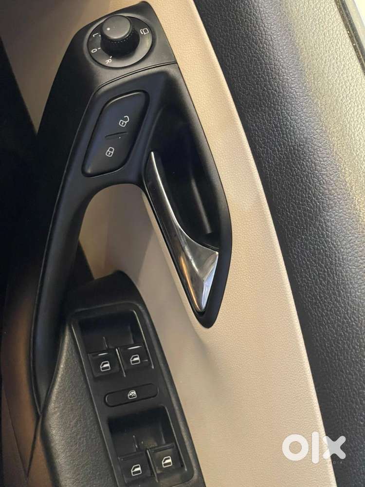 Skoda Rapid 1.0 Style At, 2020, Petrol