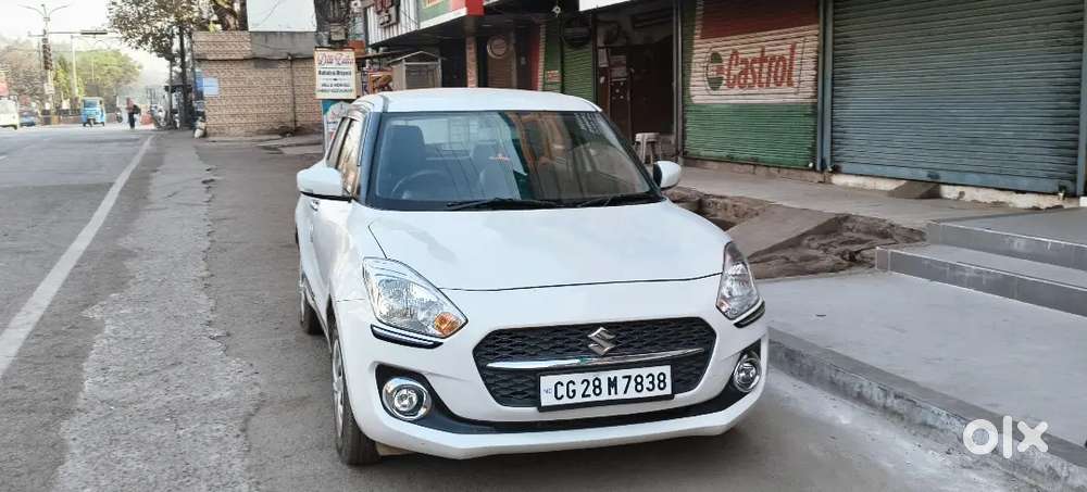 Maruti Suzuki Swift 2022 Petrol 76000 Km Driven