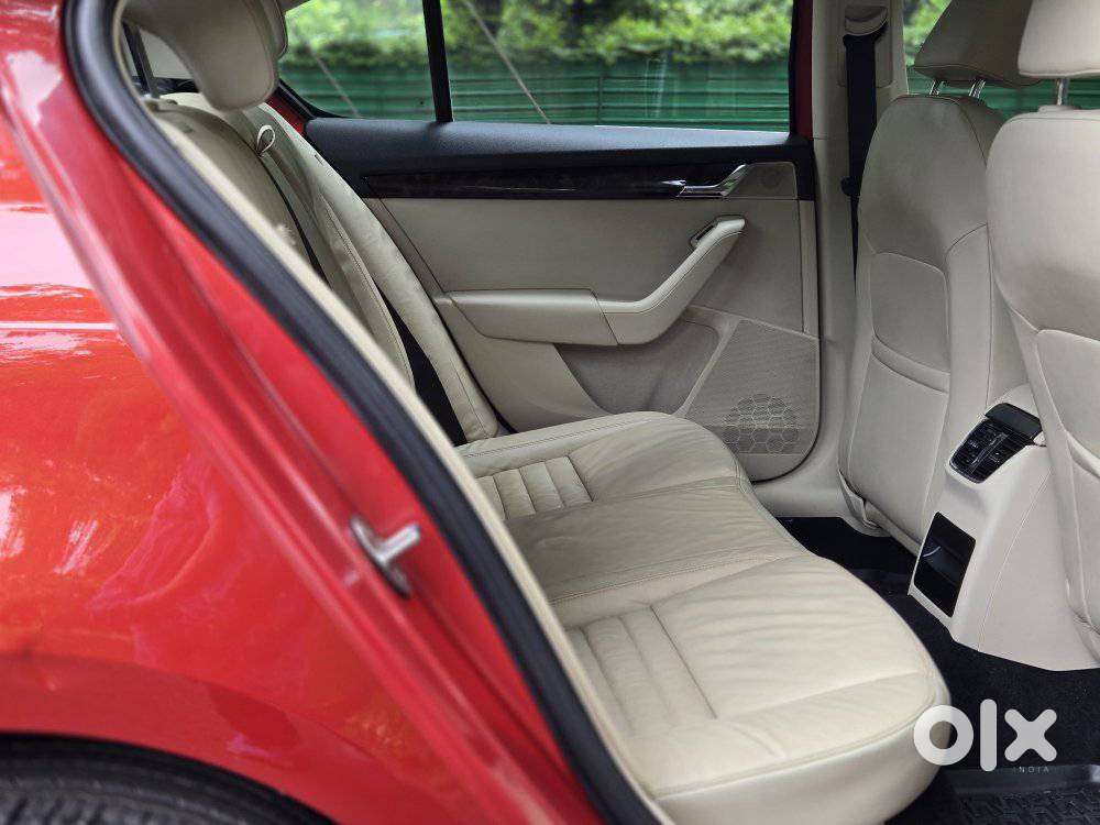 Skoda Octavia 1.8 Tsi At Style, 2017, Petrol