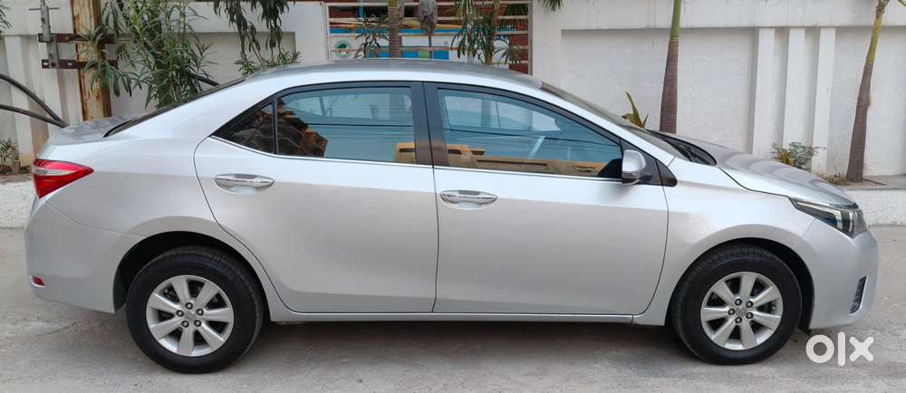 Toyota Corolla Altis 2013-2017 D-4d G, 2015, Diesel