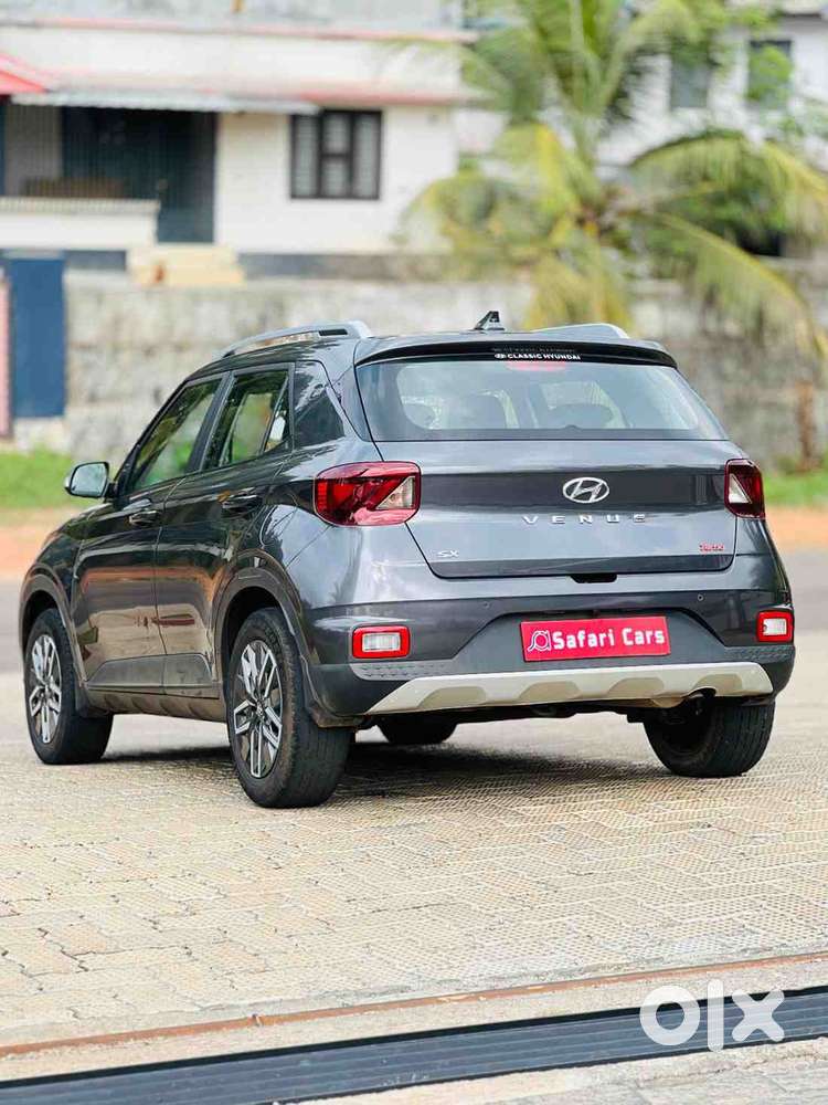 Hyundai Venue 1.0l Turbo Gdi Sx Mt, 2021, Petrol