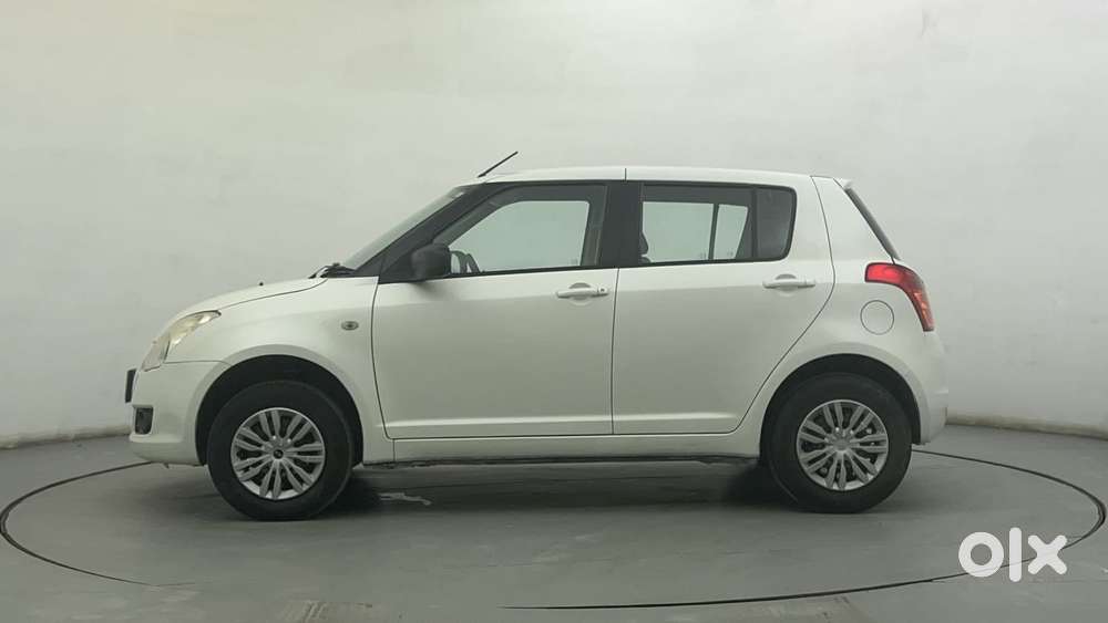 Maruti Suzuki Swift 2004-2010 Vxi Bsiv, 2011, Petrol