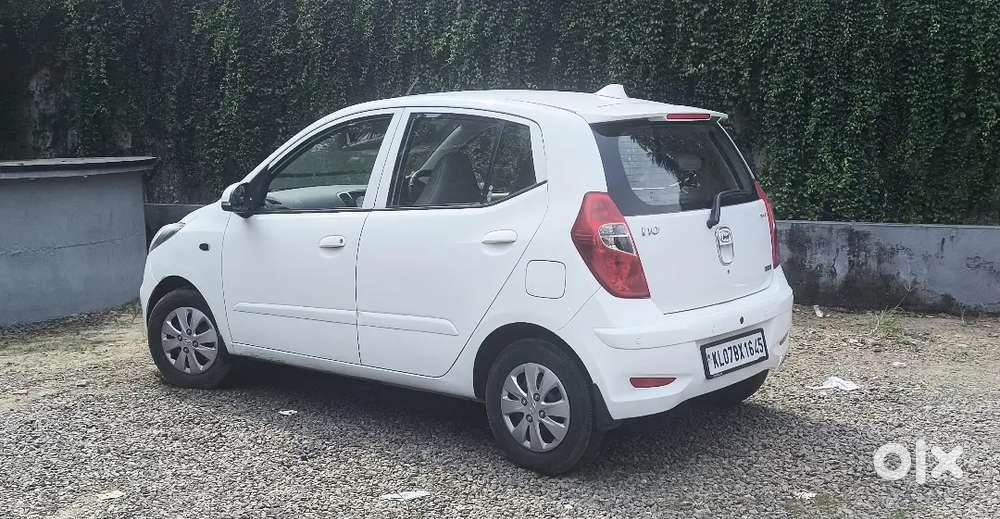 Lady Driven Hyundai I10 2013 Petrol 39510 Km  Automatic